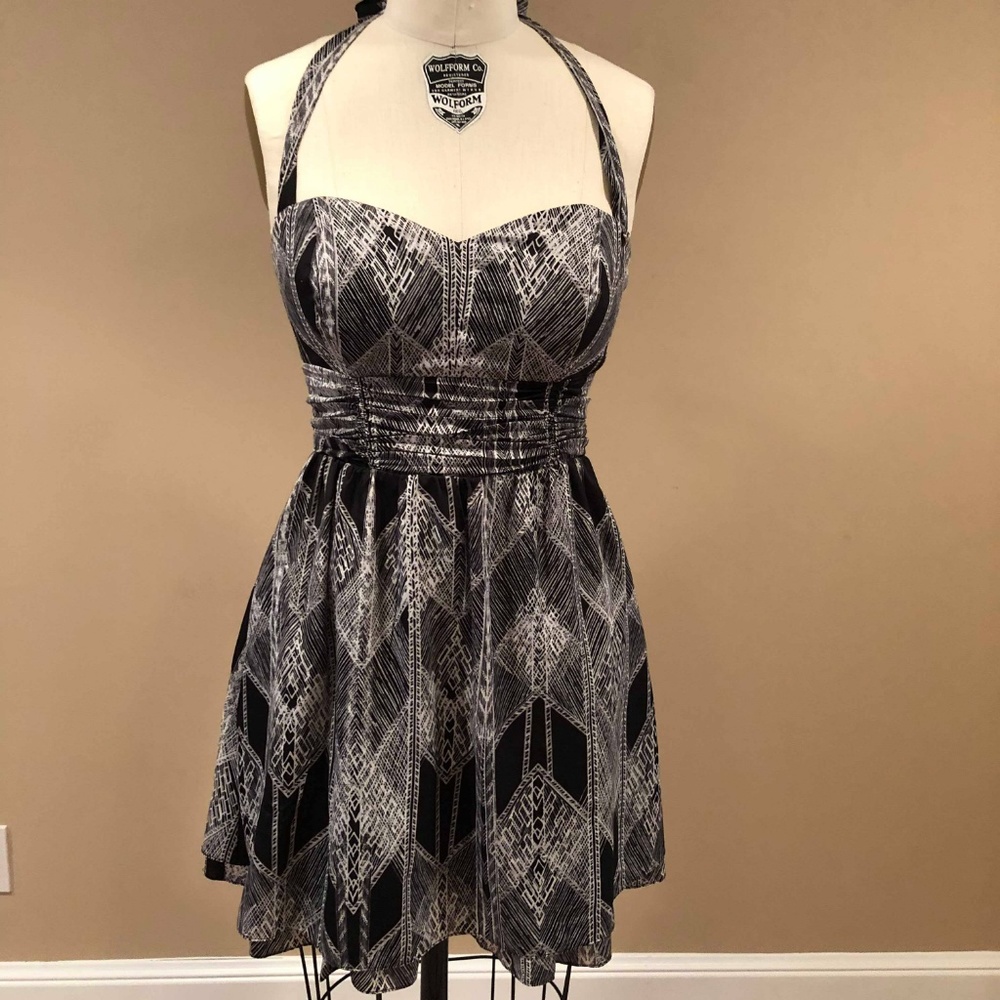 Guess Black and White Sweat Heart Dress